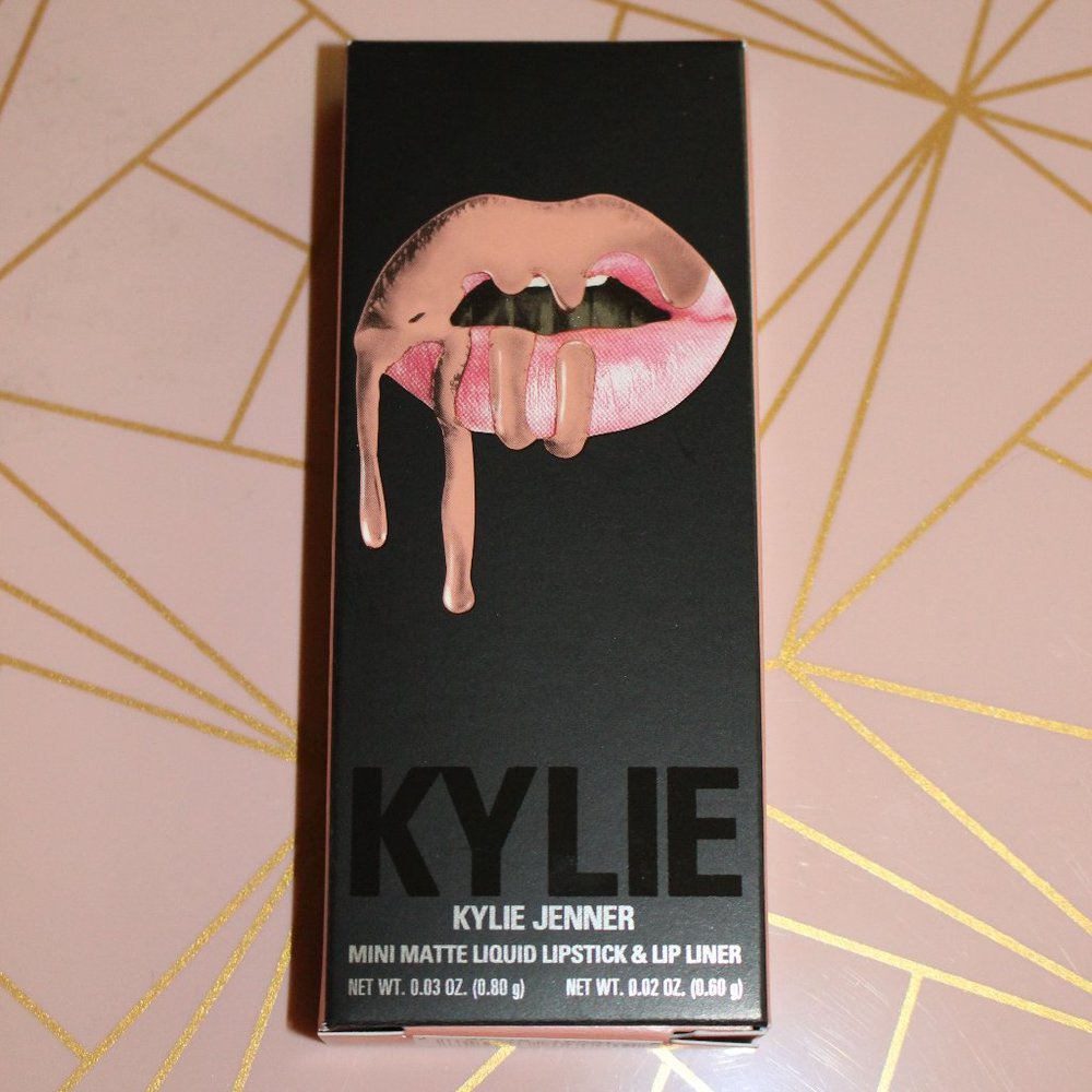 SOLD!💋Kylie Cosmetics Mini Bare Matte Lip Kit - Picture 7 of 14